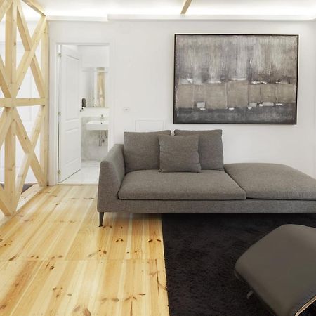 Room With Private Bathroom -Alcantara Lisboa Екстериор снимка